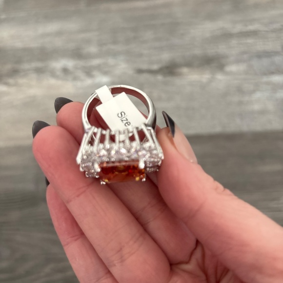 Imperial Ring - Picture 2 of 2